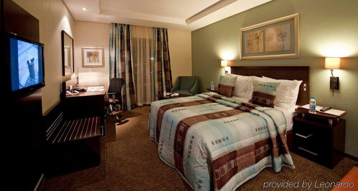 City Lodge Hotel Lynnwood Pretoria-Noord Dış mekan fotoğraf