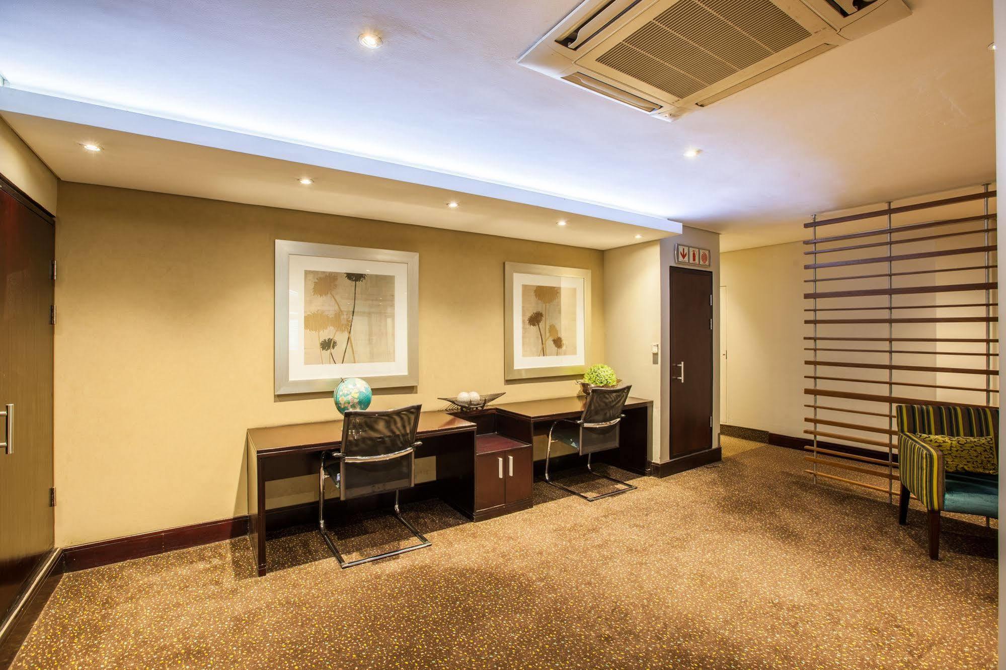 City Lodge Hotel Lynnwood Pretoria-Noord Dış mekan fotoğraf